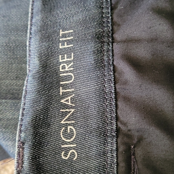 Ann Taylor Signature Fit - Picture 6 of 8